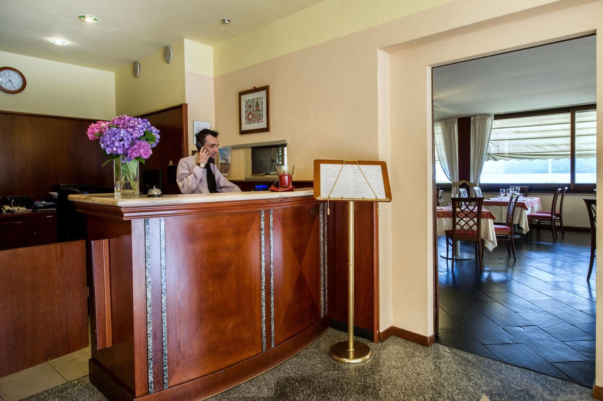 Hotel & Residence La Sibilla Cusiana Pettenasco Dış mekan fotoğraf