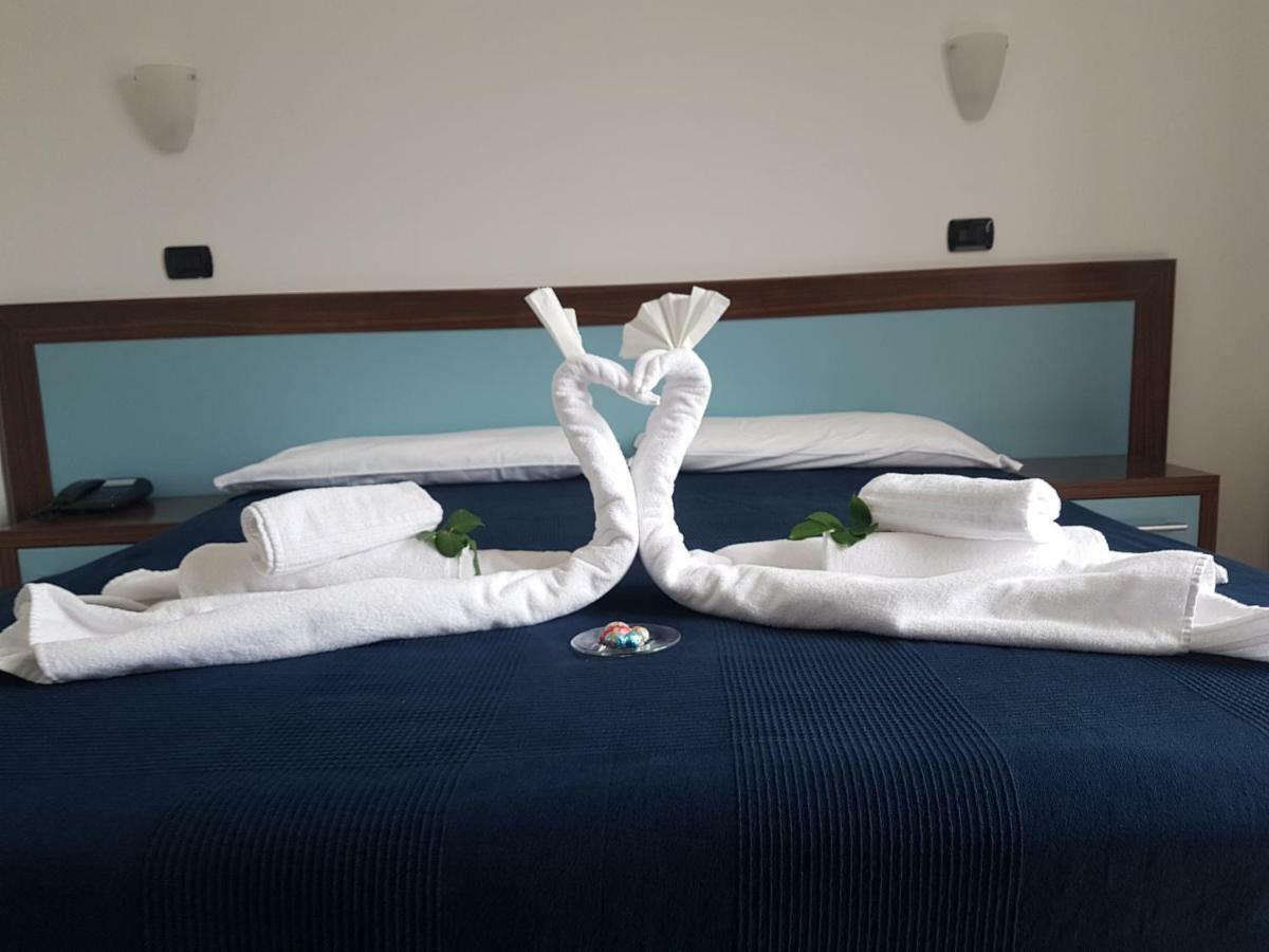 Hotel & Residence La Sibilla Cusiana Pettenasco Dış mekan fotoğraf